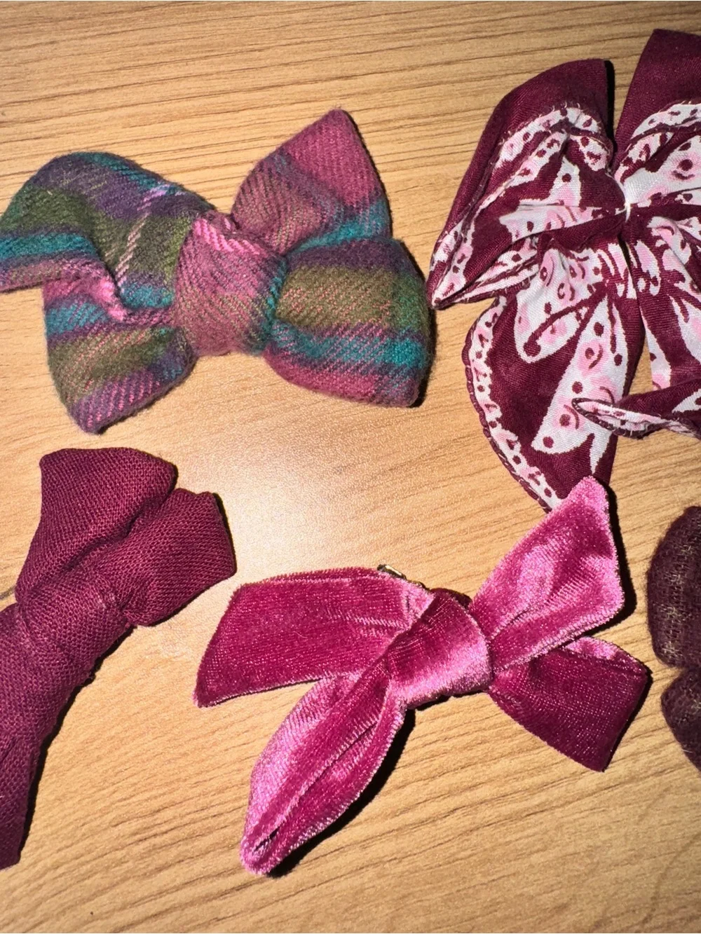 Boutique Style Girls Hair Bow Clip Lot of 9 Burgundy Plum  Merlot Plaid Velvet